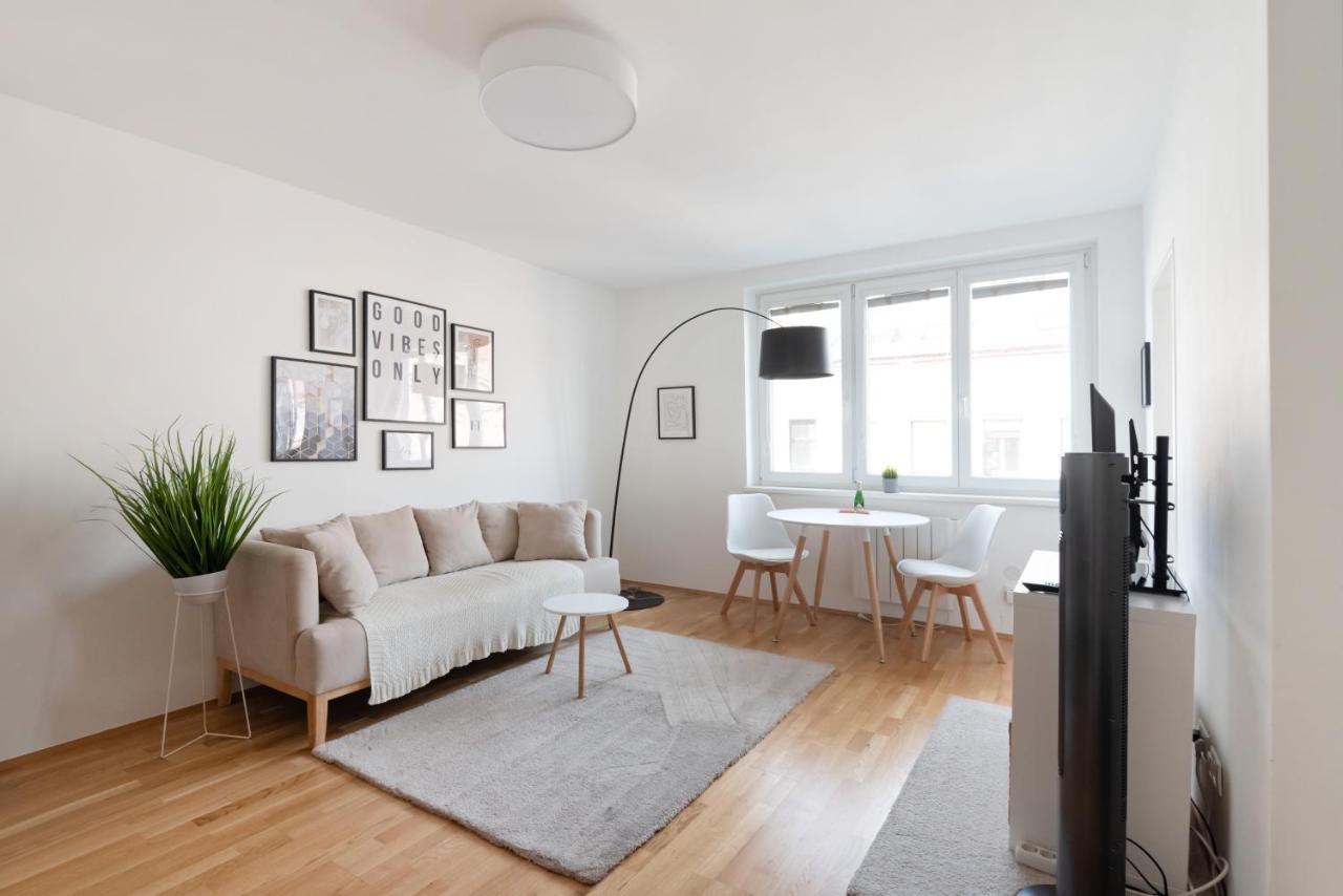 Modern, Bright Studio -Close To The Center In A Quiet Area Vienna Exterior photo