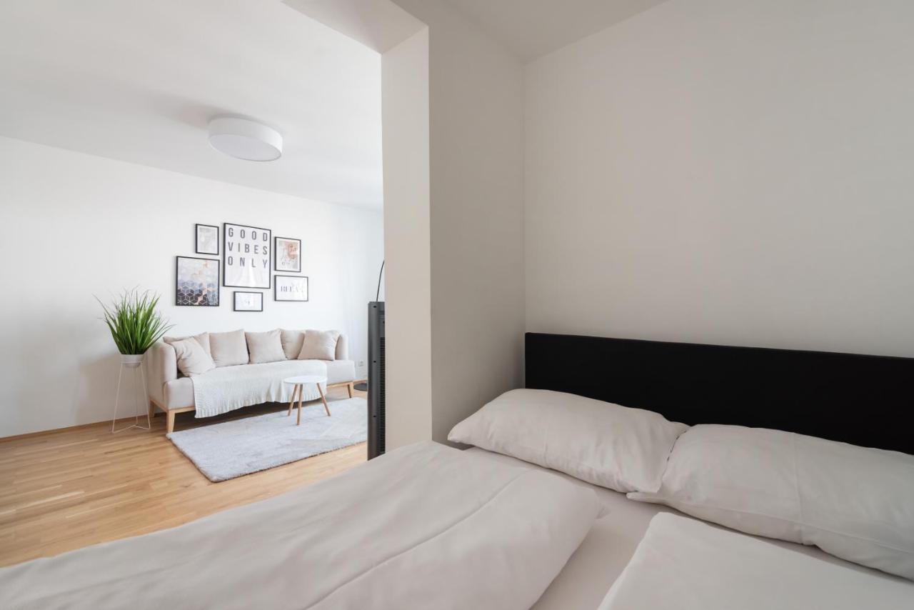 Modern, Bright Studio -Close To The Center In A Quiet Area Vienna Exterior photo