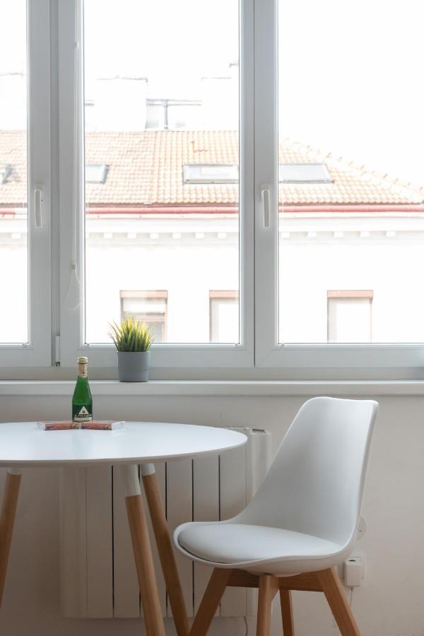 Modern, Bright Studio -Close To The Center In A Quiet Area Vienna Exterior photo