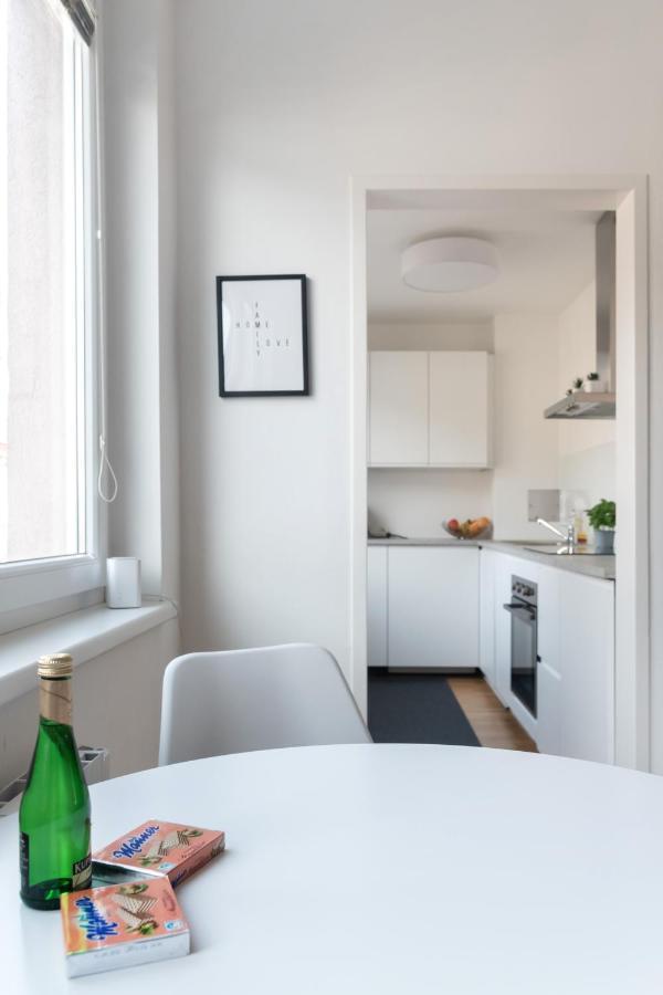 Modern, Bright Studio -Close To The Center In A Quiet Area Vienna Exterior photo
